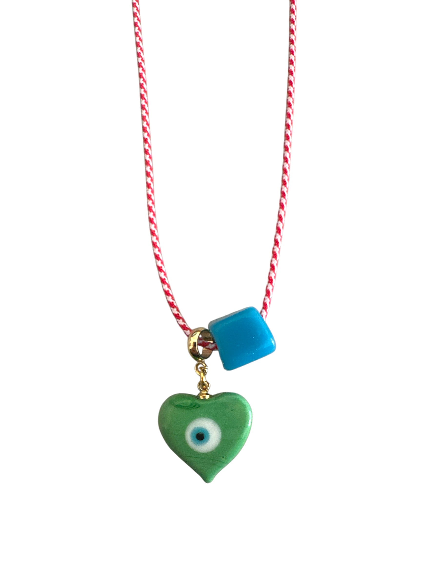 Χειροποίητο κολιέ Μάρτης Aegean Heart με lampwork καρδιά με μάτι και γυάλινο τυρκουάζ κύβο – So Cute by Dimi