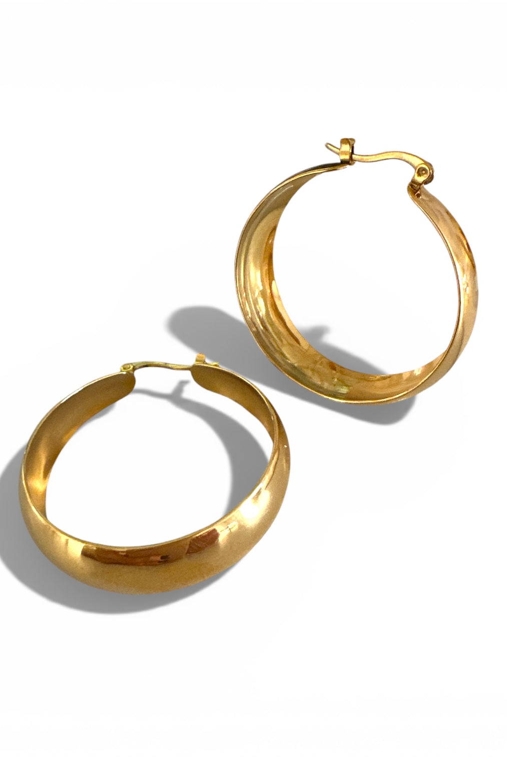 Essential Glow Hoops ατσάλινα σκουλαρίκια κρίκοι 4 cm σε χρυσό και ασημί φινίρισμα So Cute by Dimi