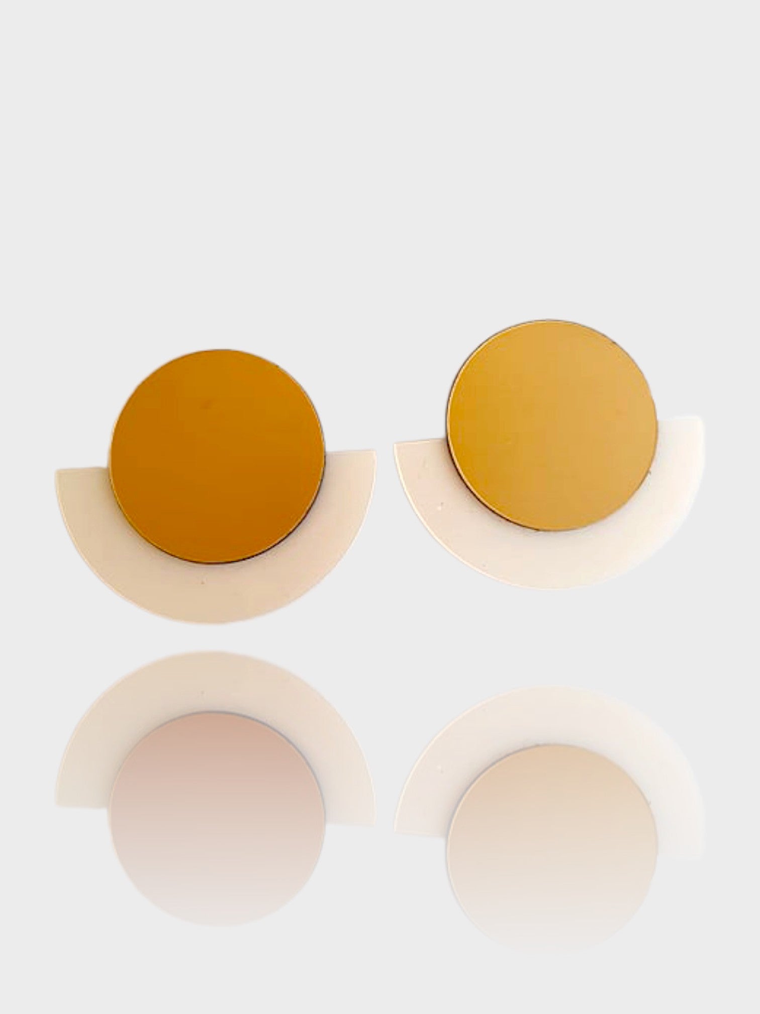 Kate Earrings – Χειροποίητα σκουλαρίκια από πλέξιγκλας με κύκλο και ημικύκλιο – So Cute by Dimi