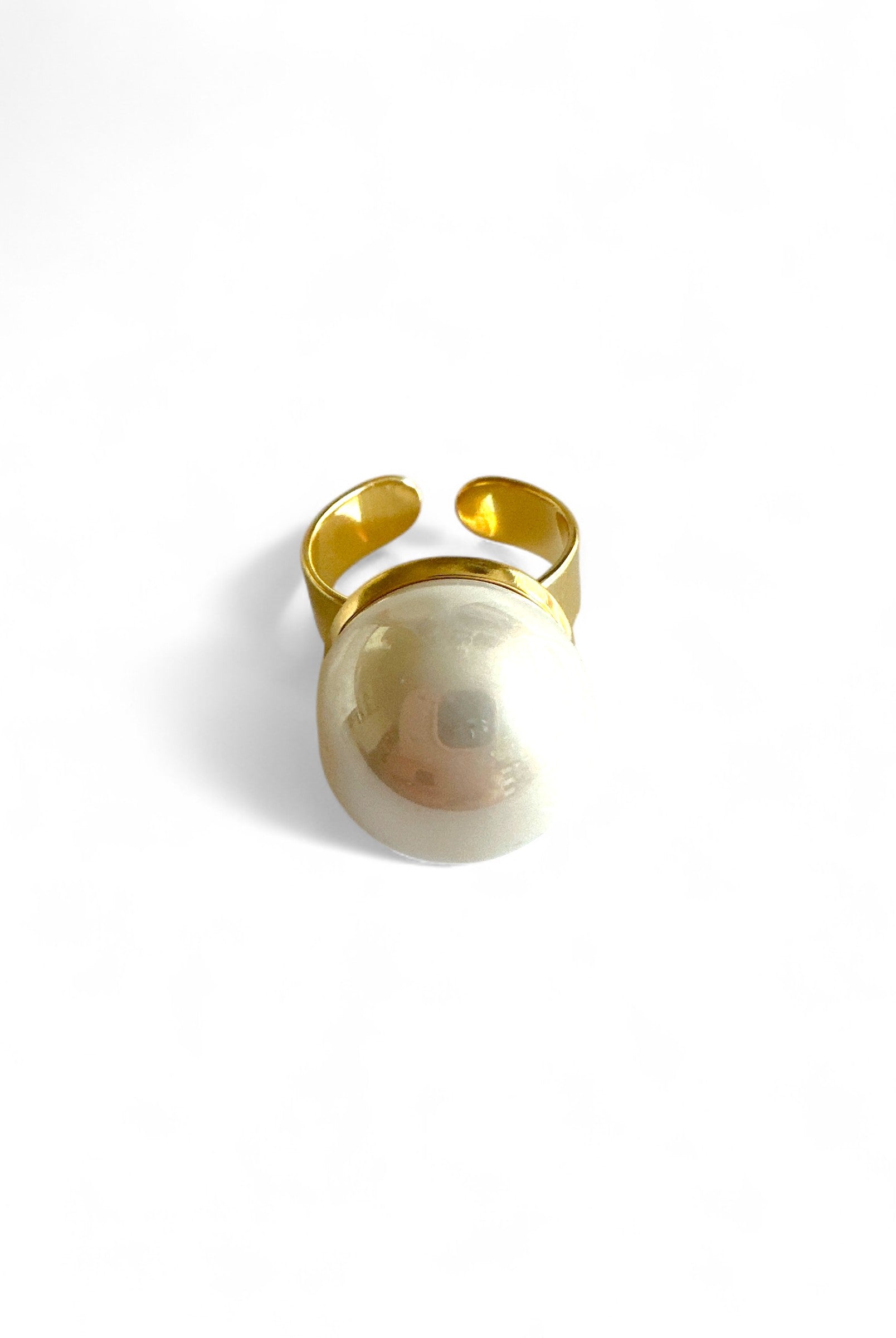 Pearl Dome Ring – Ατσάλινο Δαχτυλίδι με Μεγάλη Πέρλα | So Cute by Dimi