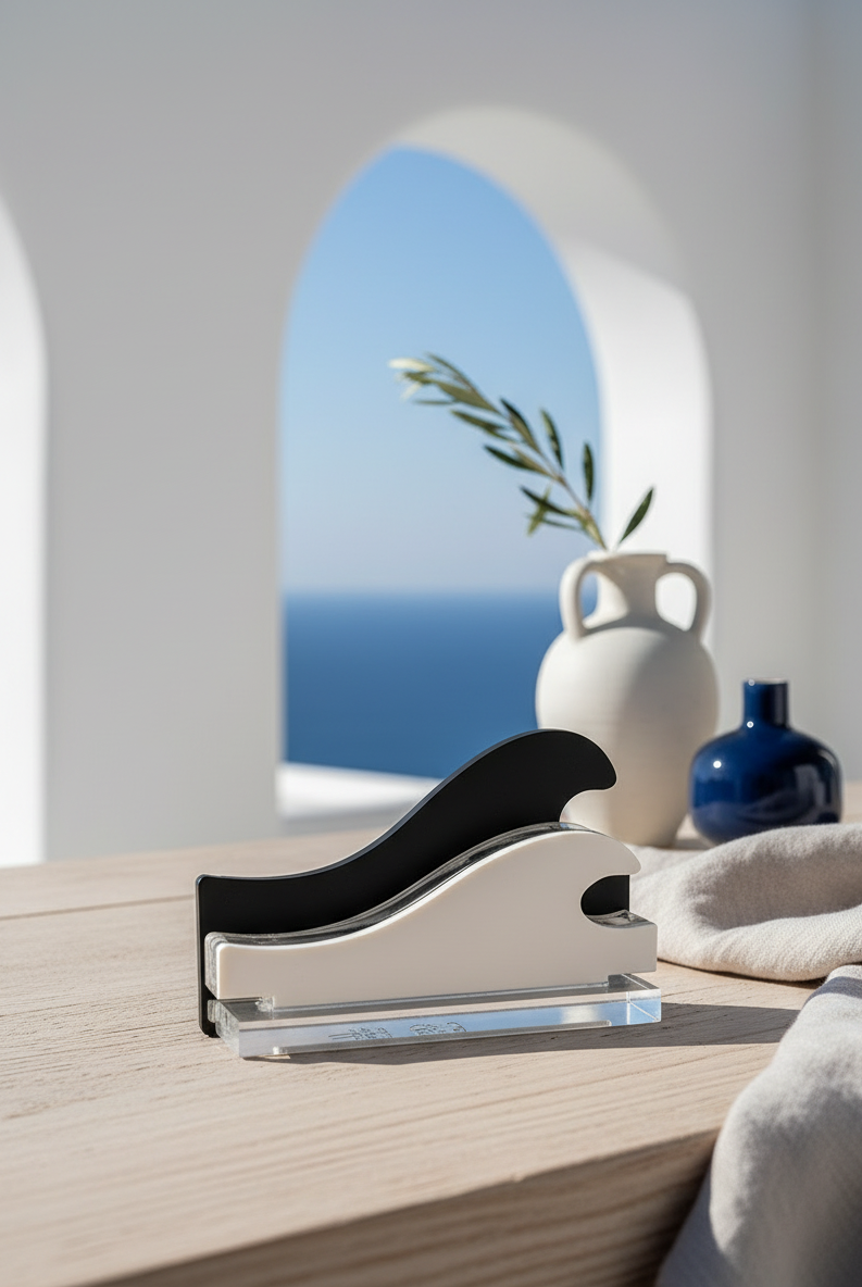 Γούρι κύμα από layered plexiglass σε λευκό, διάφανο και γκρι – design αντικείμενο, So Cute by DImi