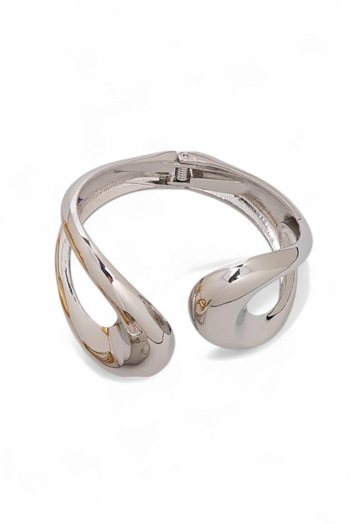 Statement sculptural cuff bracelet σε χρυσό, ασημί και δίχρωμο, So Cute by Dimi