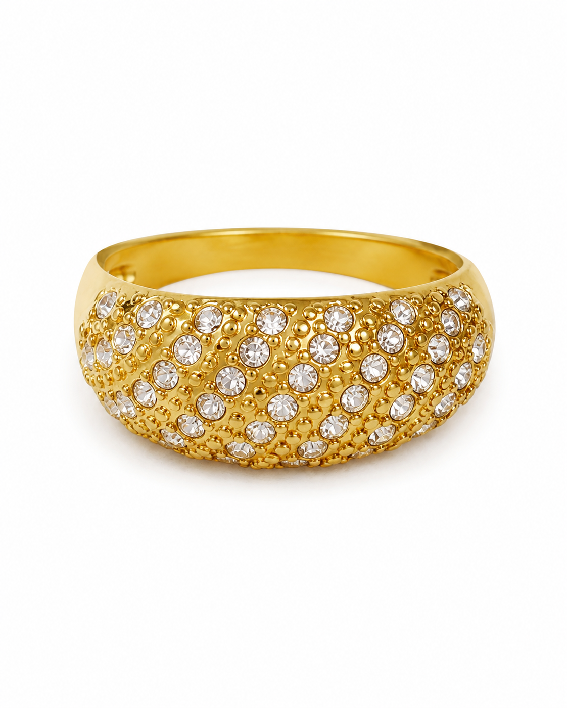 Brillé Dome Ring σε χρυσό χρώμα, ατσάλινο φαρδύ δαχτυλίδι με ζιργκόν σε λευκό φόντο