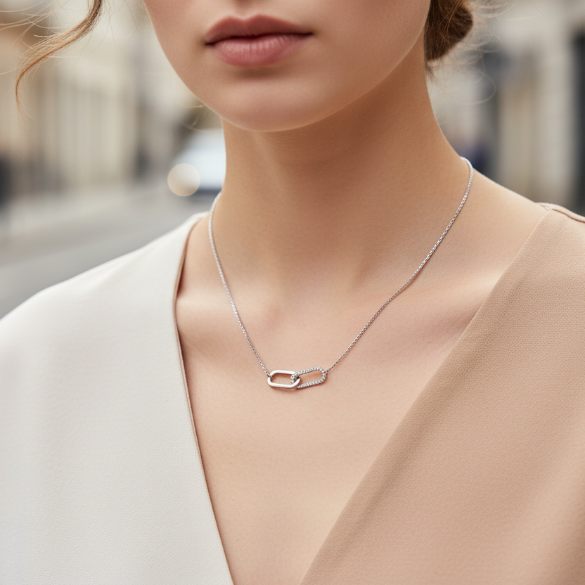 Linked Spark Necklace ατσάλινο κολιέ με δύο οβάλ κρίκους, ο ένας με ζιργκόν, σε ασημί So Cute by Dimi