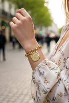 Sacred Coin Bracelet ατσάλινο βραχιόλι με κρεμαστό σταυρό και σφυρήλατο μοτίφ με ζιργκόν