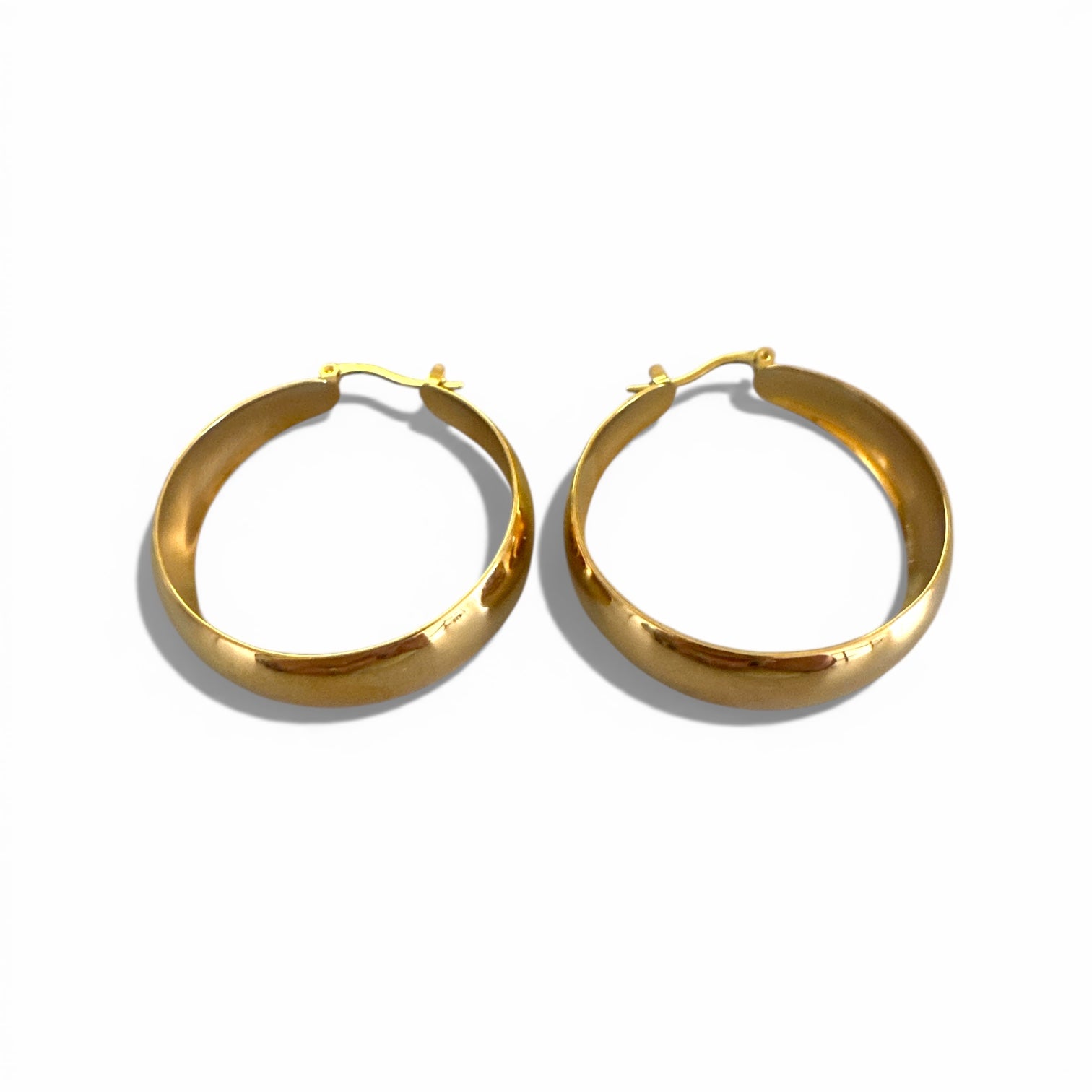 Essential Glow Hoops ατσάλινα σκουλαρίκια κρίκοι 4 cm σε χρυσό και ασημί φινίρισμα So Cute by Dimi