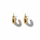Bold Curve Hoops 30mm slim ατσάλινα σκουλαρίκια σε χρυσό με καμπυλωτό design