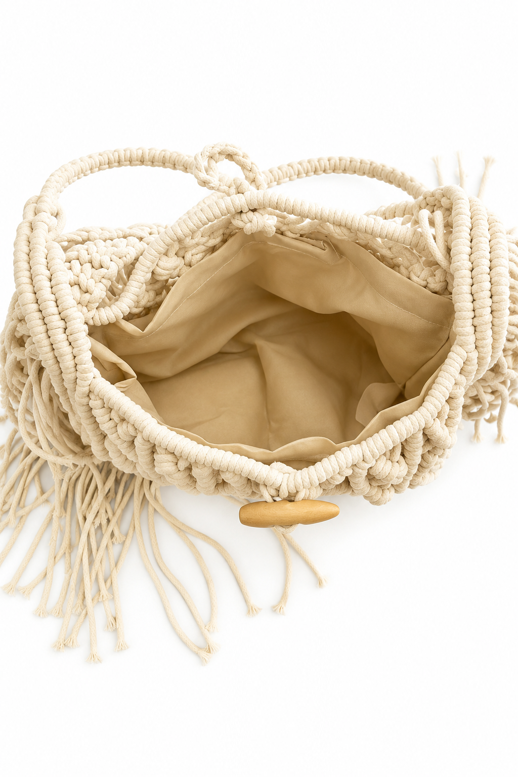 Εσωτερικό από Macramé Fringe βαμβακερή τσάντα ώμου με κρόσσια, ξύλινο κουμπί και εσωτερική επένδυση So Cute by Dimi
