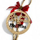 Χειροποίητο ξύλινο γούρι Our First Christmas as Mr & Mrs με κορδέλες glitter και σατέν – So Cute by Dimi