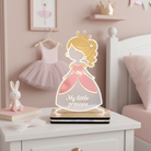 LED φωτιστικό πριγκίπισσα My little princess με διάφανη ακρυλική πλακέτα και ξύλινη βάση So Cute by Dimi