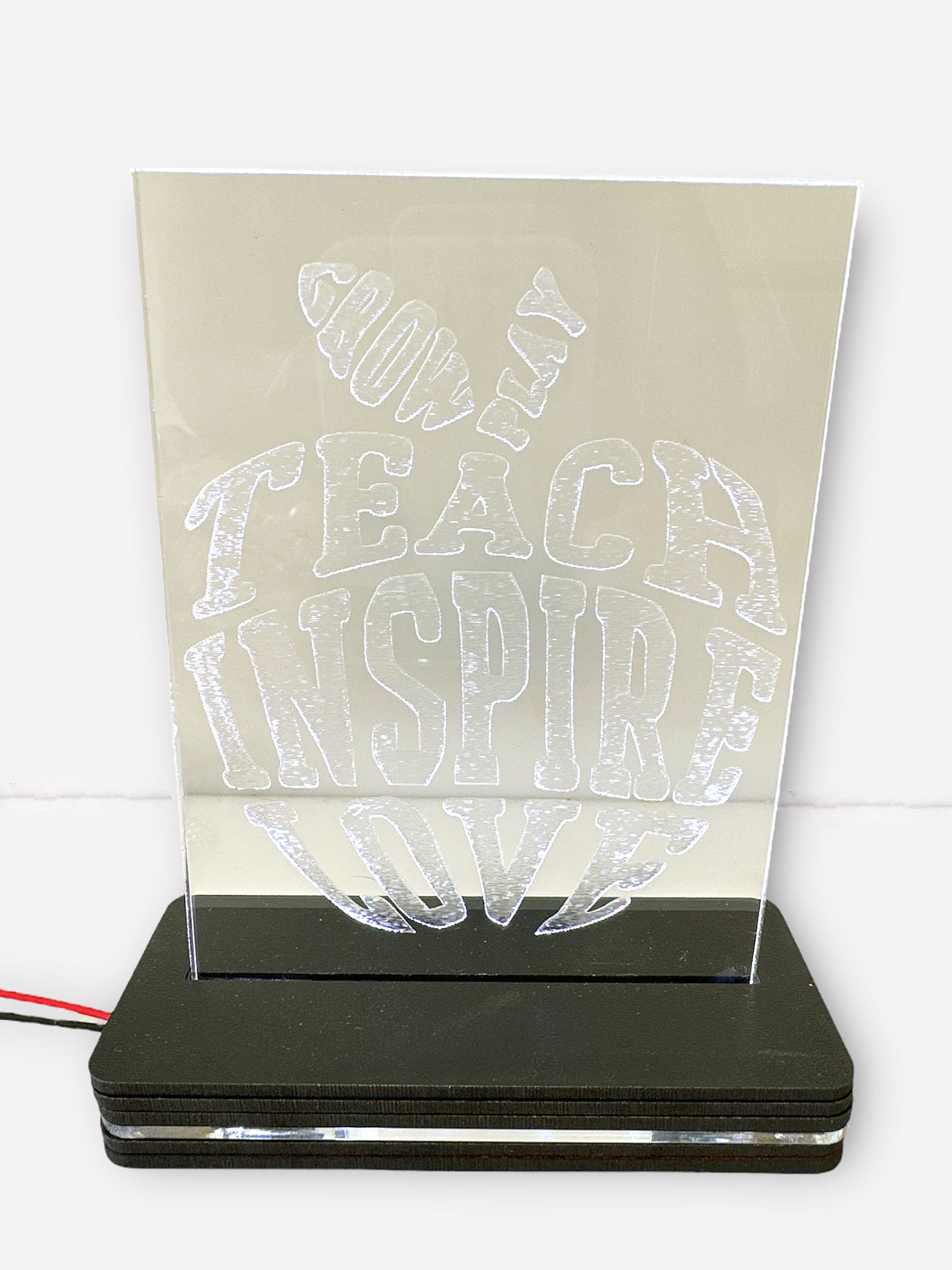 Διάφανο φωτιστικό LED Teach Inspire Love με ξύλινη βάση