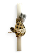 Handmade Easter candle with wooden egg engraving ‘Kalo Pascha’, natural feathers and square candle – country chic style.