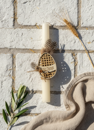 Handmade Easter candle with wooden egg engraving ‘Kalo Pascha’, natural feathers and square candle – country chic style.”