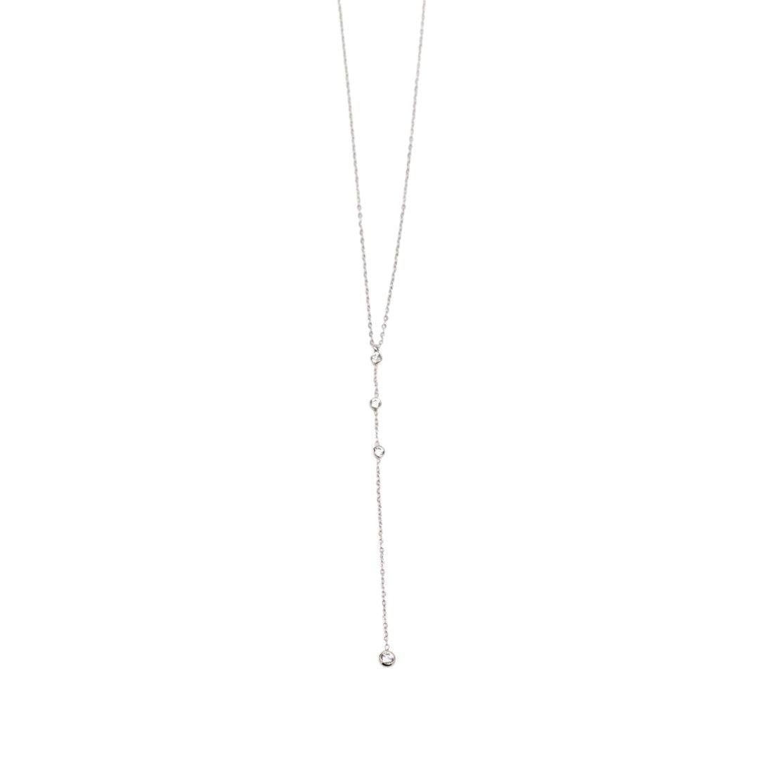 Ατσάλινο Υ κολιέ Selene Drop με κάθετη αλυσίδα και λευκά ζιργκόν, minimal γυναικείο κόσμημα από stainless steel.