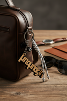 bag charm μπαμπάς #1 ξύλο μαύρο πλεξιγκλάς μακραμέ κορδόνι ανδρικό δωρο So Cute by Dimi