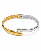 Flow Wrap Cuff Bracelet δίχρωμο ατσάλινο βραχιόλι χρυσό ασημί σε λευκό φόντο