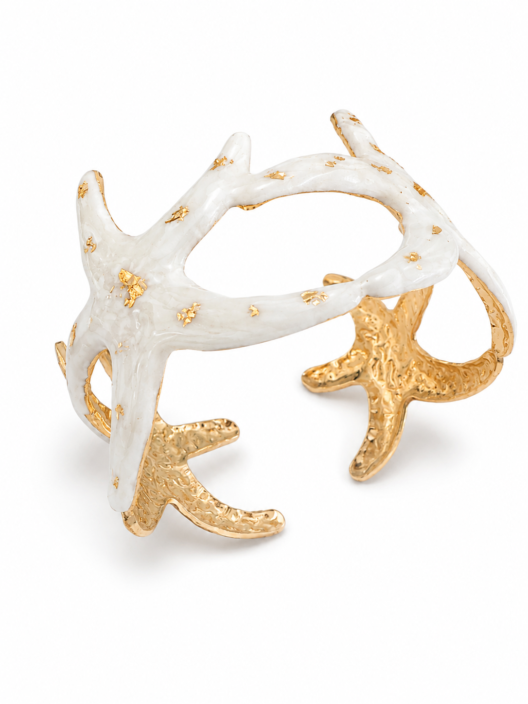 Coral Reef Cuff ατσάλινο statement βραχιόλι με χρυσούς αστερίες και glossy enamel λεπτομέρειες σε ivory 