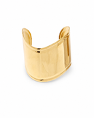 Liquid Cuff Bracelet σε χρυσό χρώμα, ατσάλινο φαρδύ βραχιόλι χειροπέδα σε λευκό φόντο