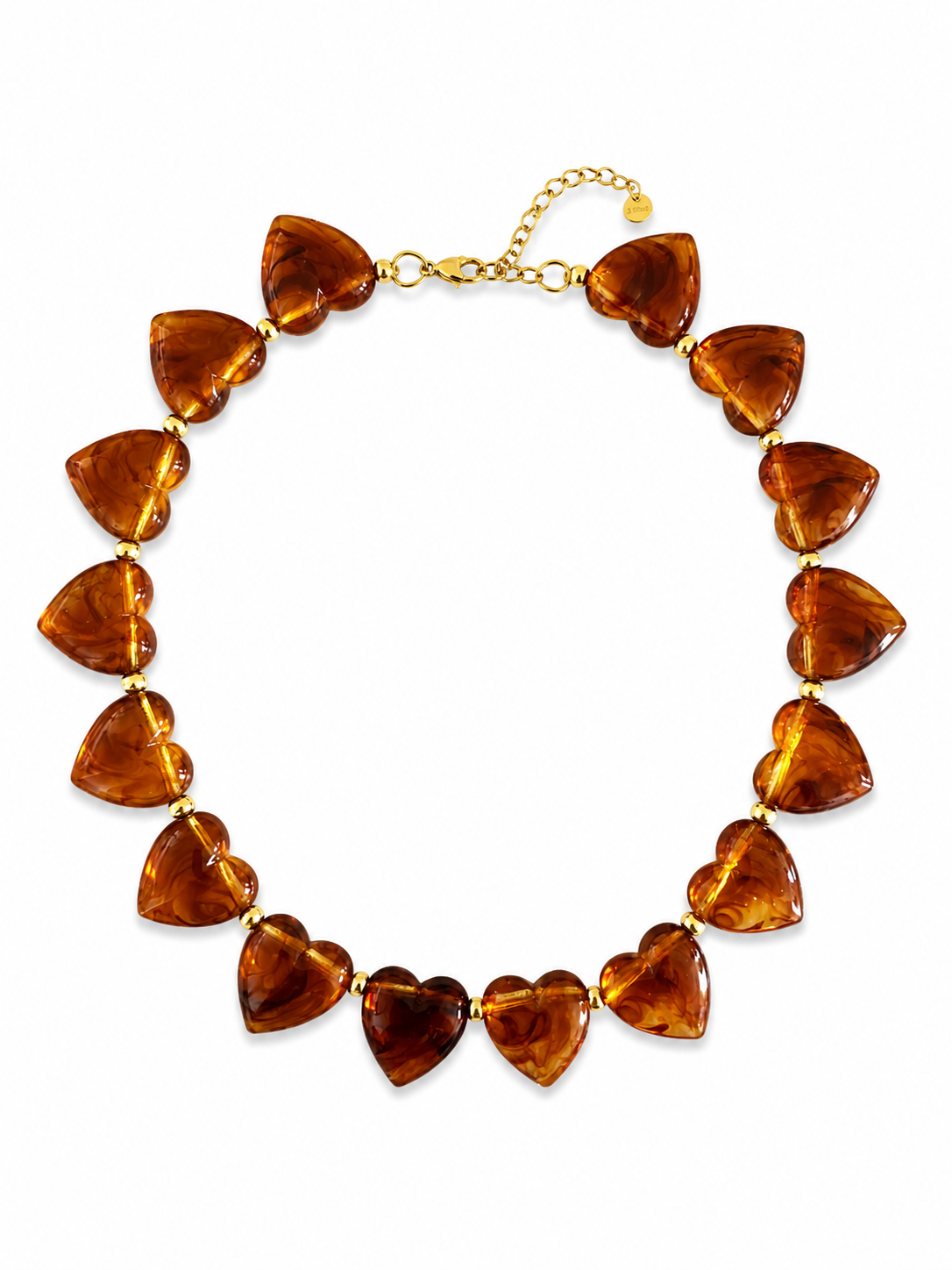 Marbella Hearts Summer Necklace σε Brown με καρδιές από ρητίνη και ατσάλι σε λευκό φόντο