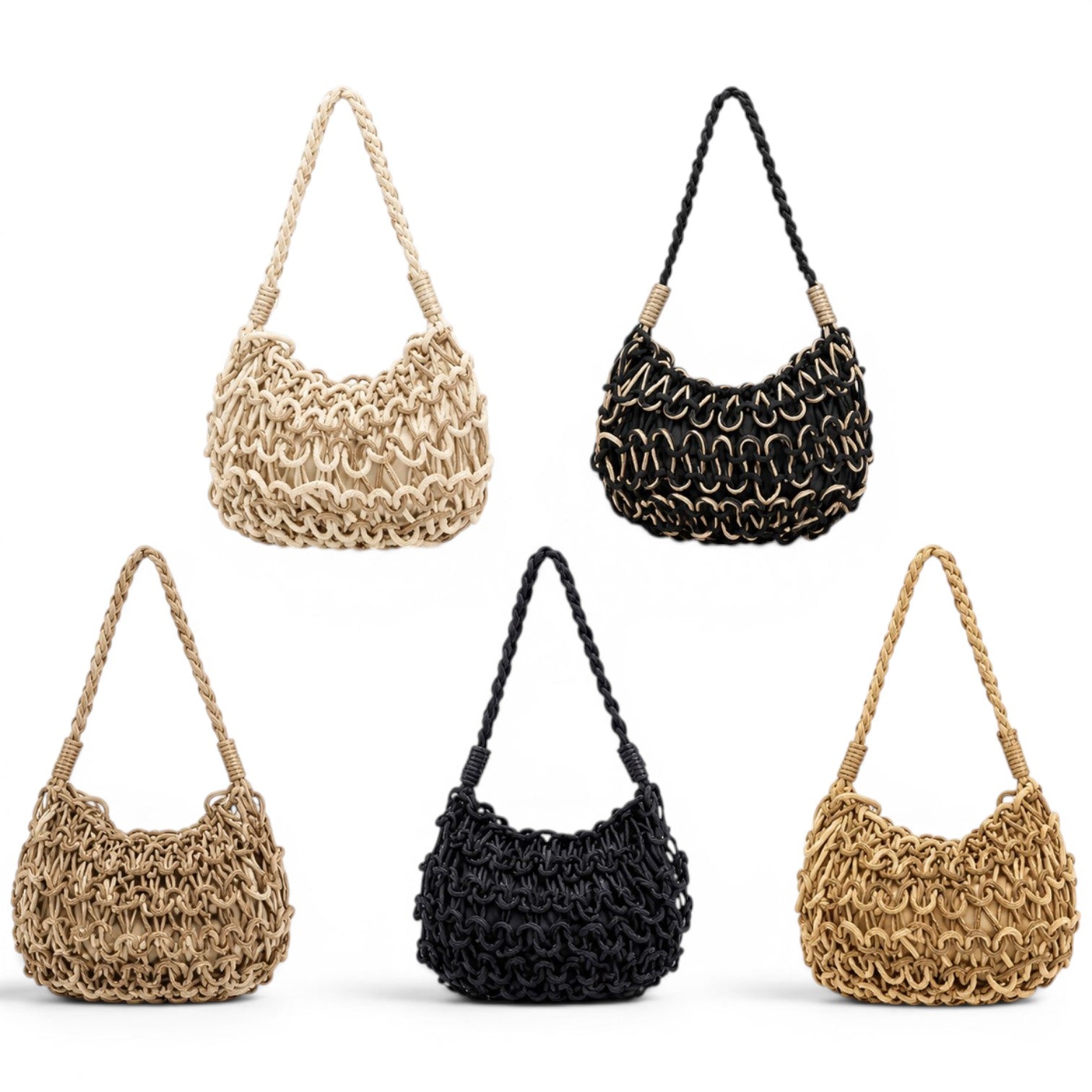Boho crochet shoulder bag σε neutral απόχρωση με woven texture και slouchy καλοκαιρινό σχέδιο.