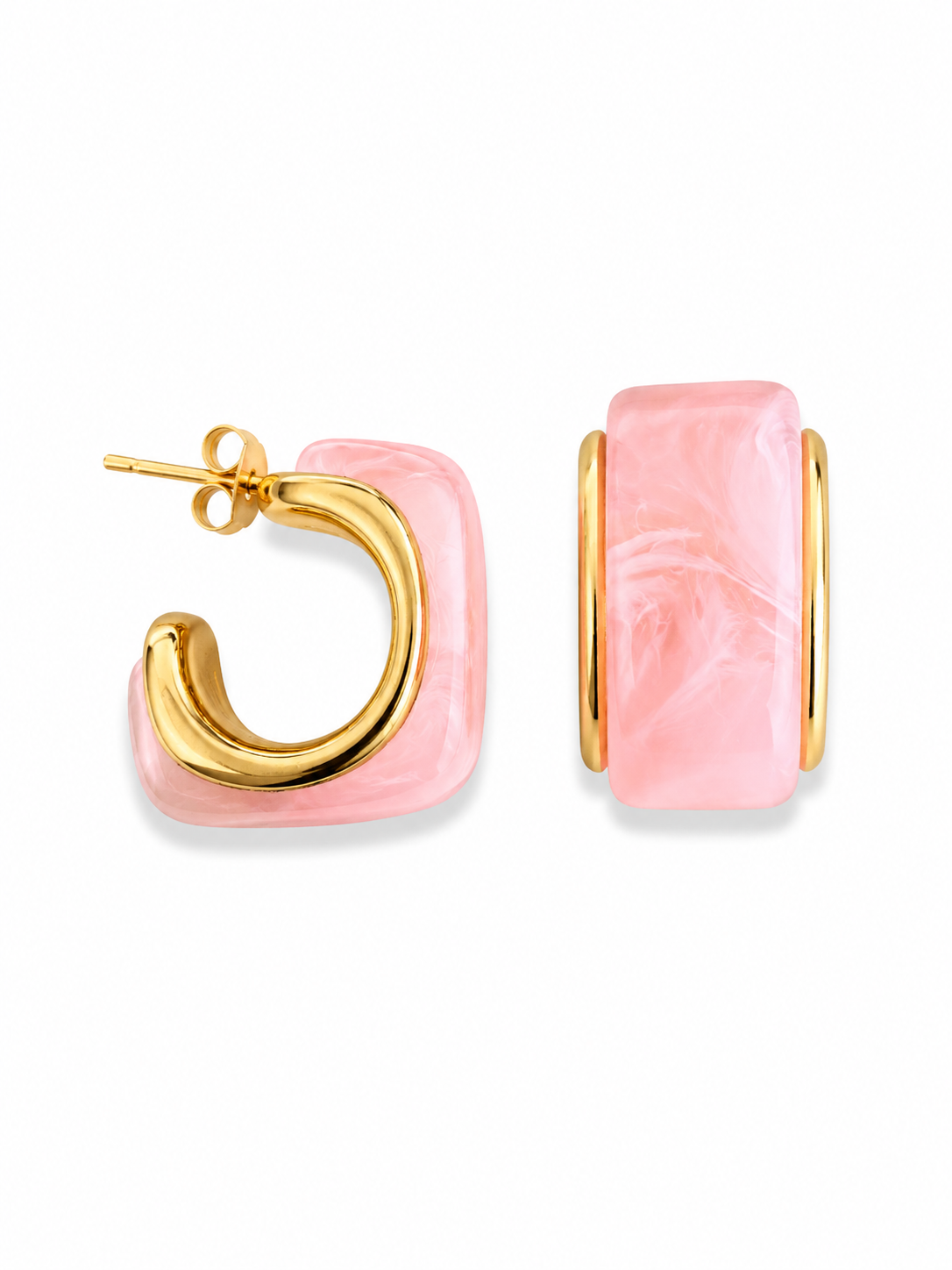 Ατσάλινα Gelato Hoops Earrings 2 εκ. με pastel marble resin λεπτομέρεια και χρυσό τελείωμα σε λευκό φόντο
