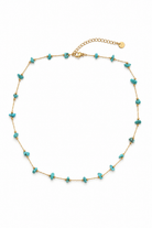 Turquoise Tide Necklace ατσάλινο κολιέ με φυσικές τιρκουάζ chips χάντρες χαολίτη σε χρυσή αλυσίδα