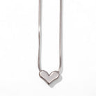 Κολιέ Urban Heart από ανοξείδωτο ατσάλι σε snake chain με καρδιά, σε ασημί –λευκό φόντο – So Cute by Dimi